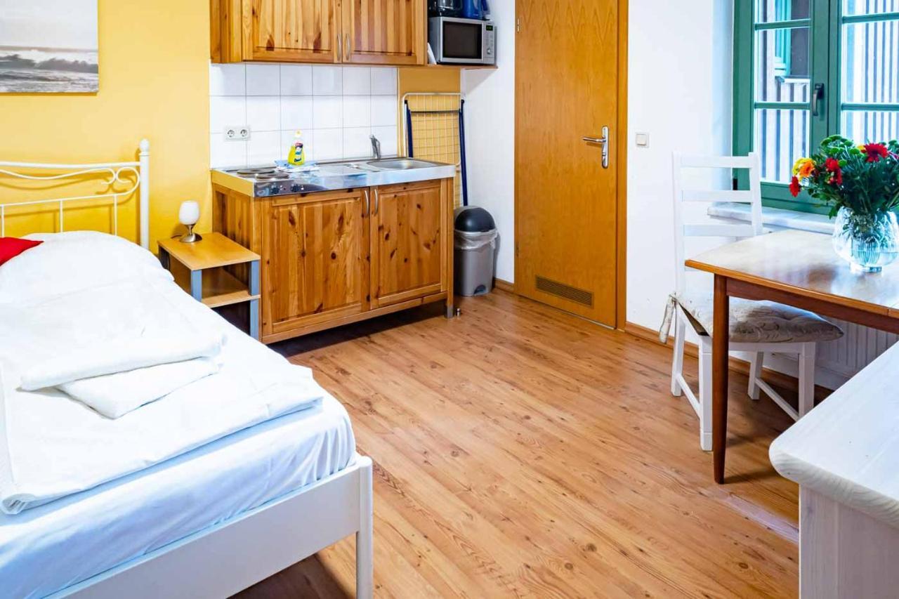 Apartmenthaus Chrischanshof Rostock Zewnętrze zdjęcie
