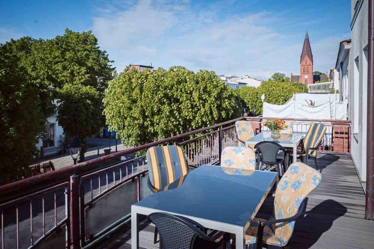 Apartmenthaus Chrischanshof Rostock Zewnętrze zdjęcie